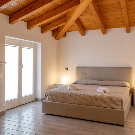 5 Il Tornante Apartment *