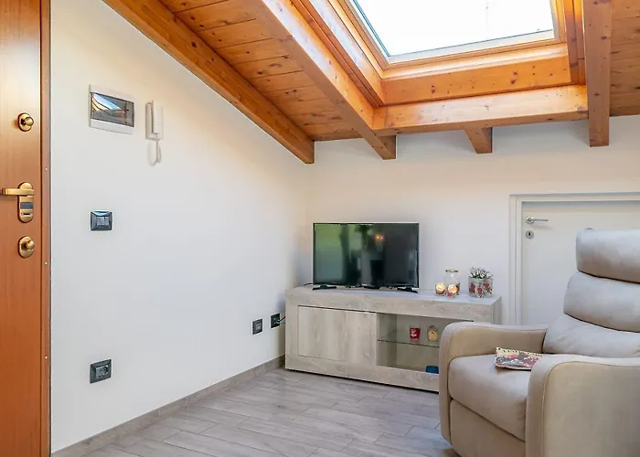 5 Il Tornante Apartment *