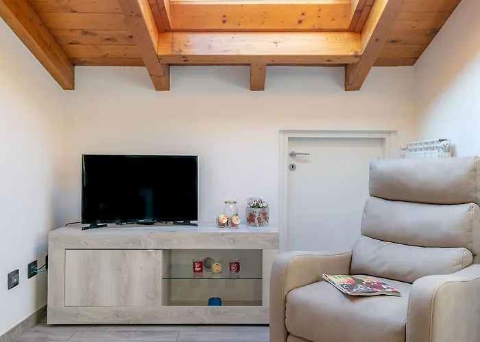 5 Il Tornante Apartment *